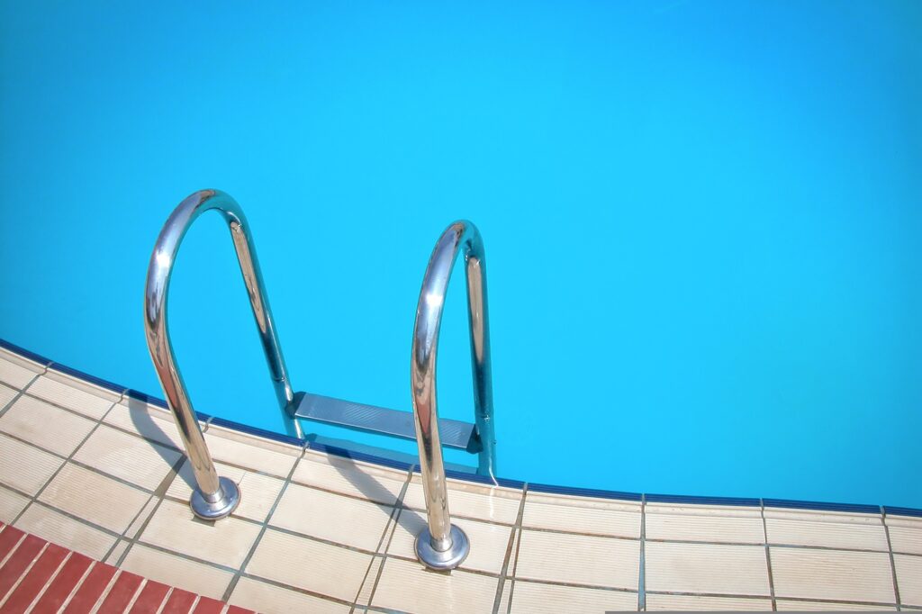 Poolbau